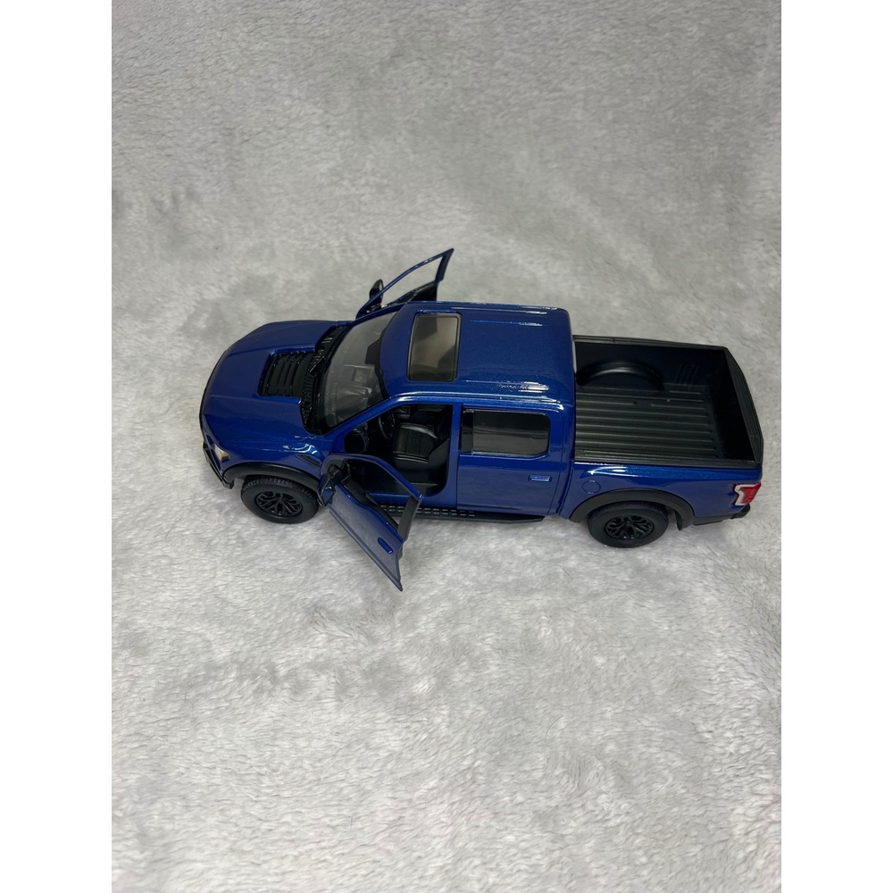 Maisto 2017 Ford F-150 Raptor Diecast Model Truck 1:27 Scale Blue 79344